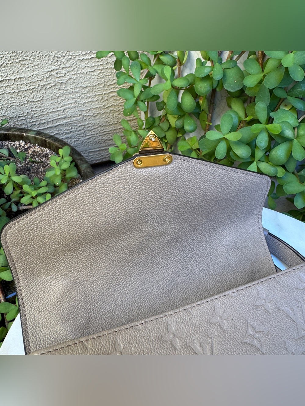 Louis Vuitton Empreinte Leather Métis Crossbody - Picture 9 of 16